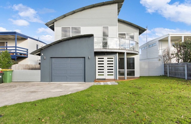 Shore Thing - Lake Tyers Beach