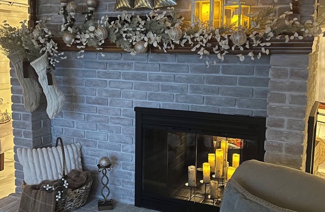 Shorewood Retreat Fall & Winter - Lakefront Home Harbor Beach, MI