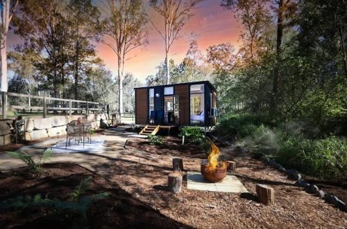 Silveroak Lodge Tiny House by Tiny Away