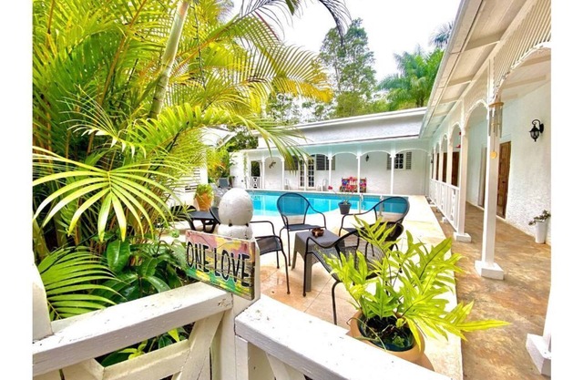 Simmer Down 2bd 2bth Shared Pool Pvt Deck+ River
