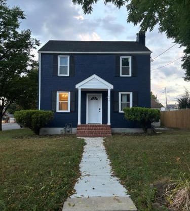 Single home, 4 beds, 2 baths