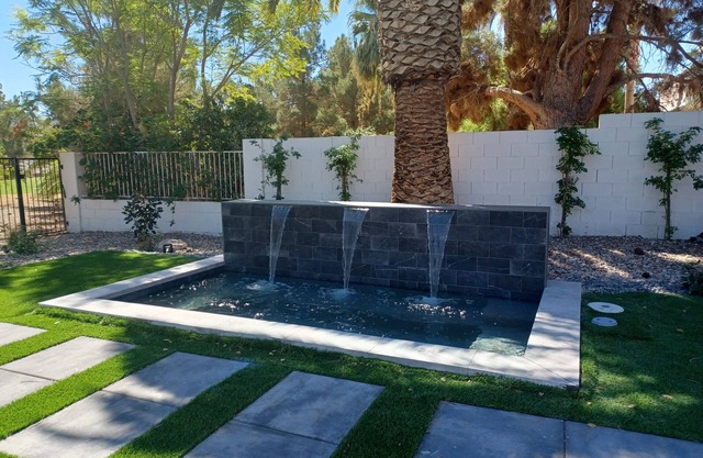 Single Level Golf Front on 11th Tee BBQ, Firepit, Spa 12x 6 On 1/2 Acre, 3BD 3BA