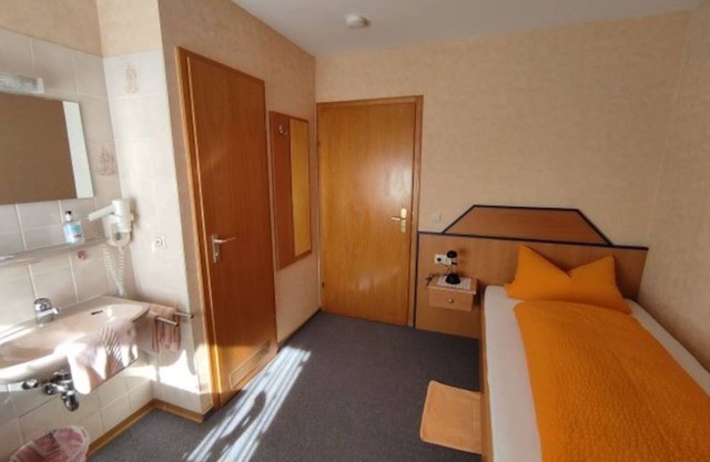 Single Room 3 - Gasthaus Zum Pälterwald