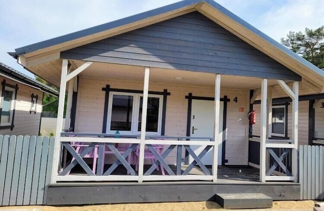 Single-storey holiday homes, swimming pool