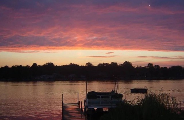 Sister Lake Cottages - Unit 6
