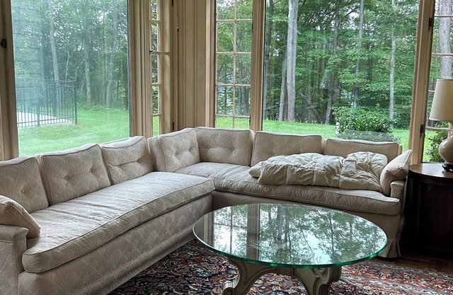 Six bedroom house in beautiful Ridgway Pa! State Game lands in the back yard.