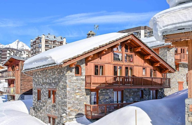 Ski aux Pieds | Chalet Savoyard + Sauna + Jacuzzi