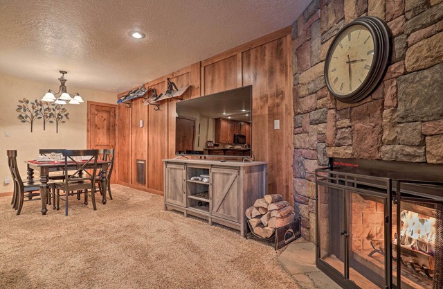 Ski-in/ski-out Brian Head Condo w/Hot Tub Access!