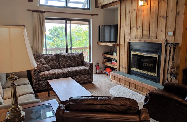 Ski on, ski off four bedroom trailside condo at Okemo