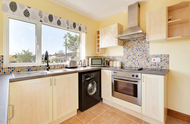 Skippers Retreat - Two Bedroom House, Sleeps 4