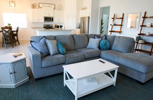 🏠 Skydiving Basecamp, your comfy stay awaits