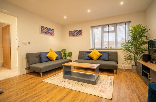 Skyway First Floor Apartment is a 2 bedroom apartment with parking in Three Bridges
