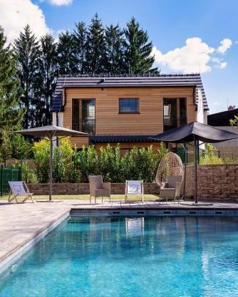 SLAPY HOUSE - pool view