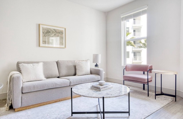Sleek Fremont 1BR w/Roof Deck, Pool & Spa, near TJ & WF, by Blueground