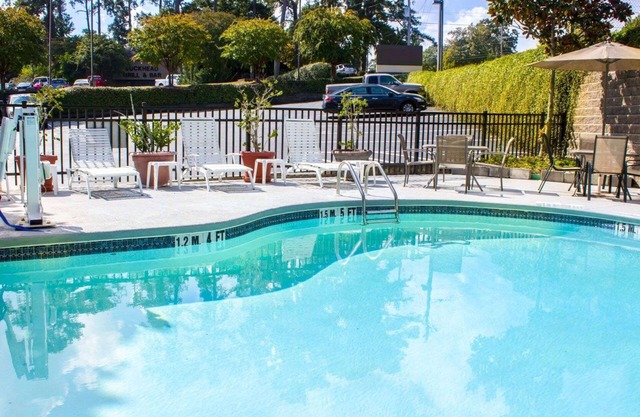 Sleep Inn & Suites Columbus - State University Area