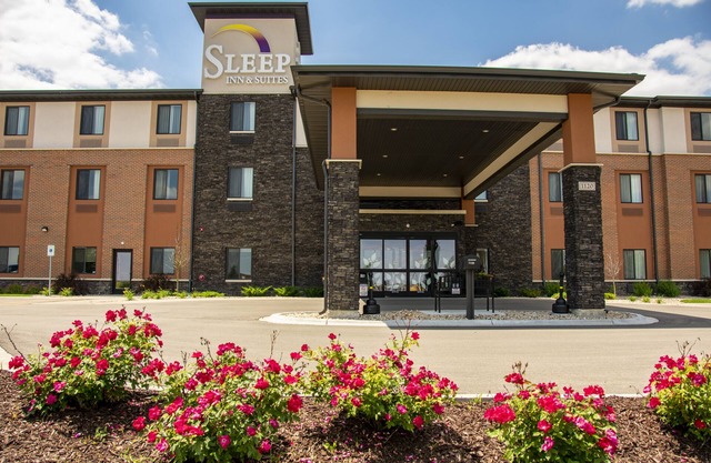 Sleep Inn & Suites Oregon - Madison