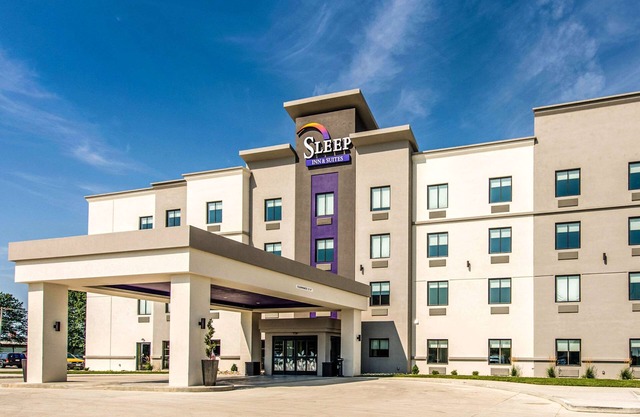 Sleep Inn & Suites
