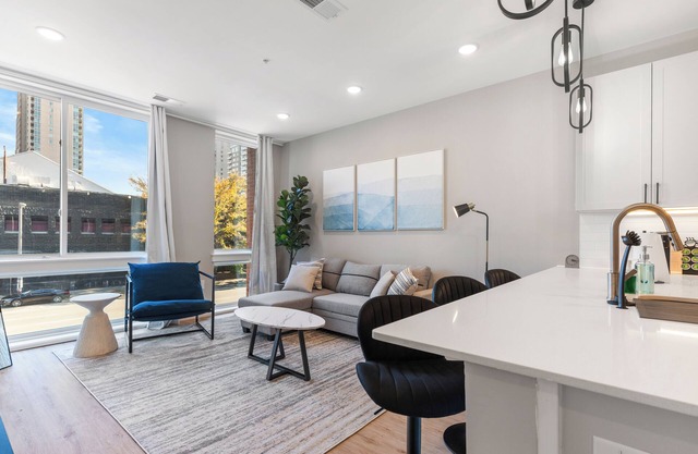 Sleeps 6 - Pier Views - Near Fishtown & Old City!