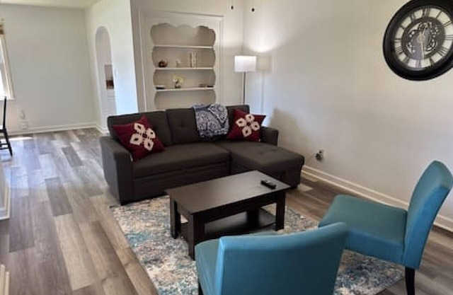 Sleeps 8, YSU, Fairgrounds, Wi-Fi, EV1, Remote