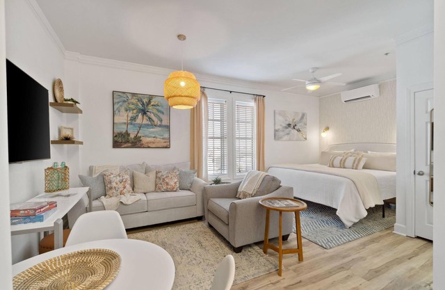 "Slice of Paradise 30A" #476 Studio Sleeps 4