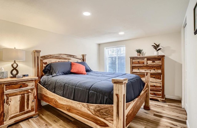 Sloans Lake Getaway - Basement Apartment Near Broncos and Downtown Denver