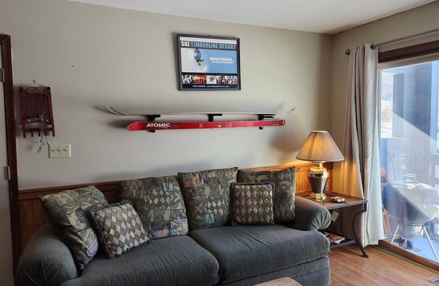 Slopeside Condo D102