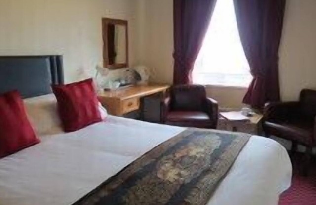 Small double en suite