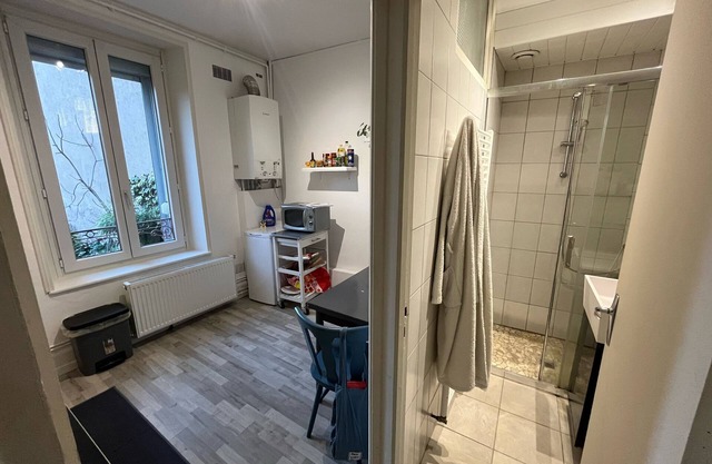 Small, quiet apartment 10 minutes from the station