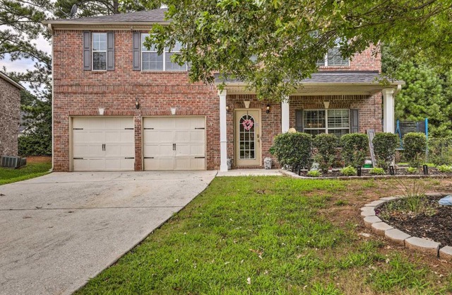 Snellville Abode Less Than 9 Mi to Stone Mtn Park!