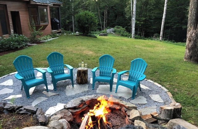 Snowberry Hill, 5 bedroom, Private Luxury Ski Home on Killington Mtn, sleeps 12
