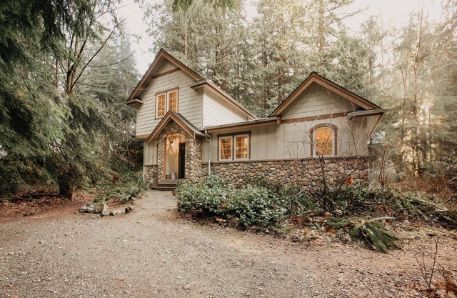 Snowline Cabin #34 - Great English Tudor-style home with hot tub! Now with Wifi!