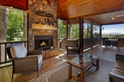 Soaring Hawk Lodge 15 Minutes Downtown Blue Ridge