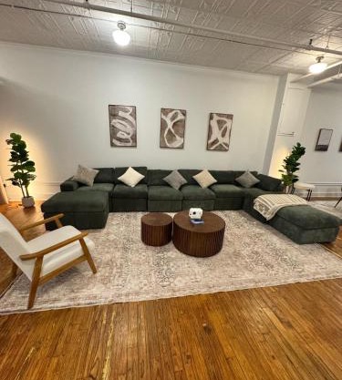 Soho Fancy 4 Bedroom 2000 square feet Loft