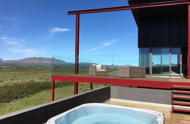 Sólfaxi Modern Luxury Villa, Amazing Panorama View, on the Golden Circle.