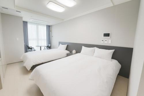 Someone Hotel