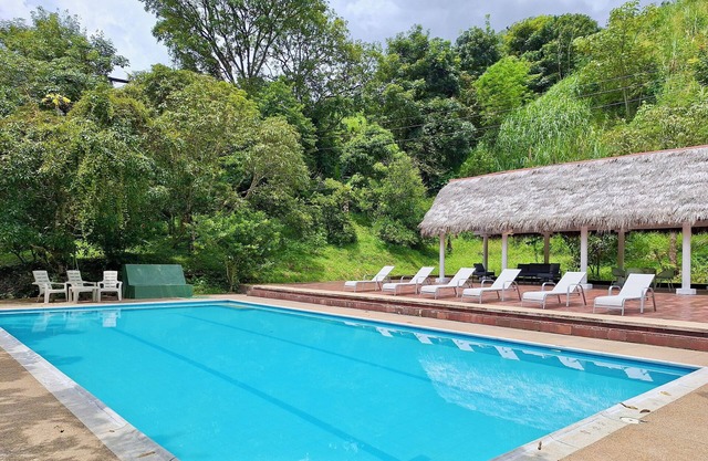 Soothing villa with WiFi in Villeta for a relaxing getaway