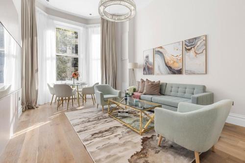 Sophisticated Apartment on the Famous Gloucester Road