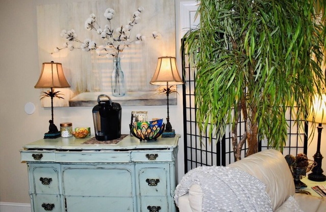 Southern Charm/Southern Hospitality!