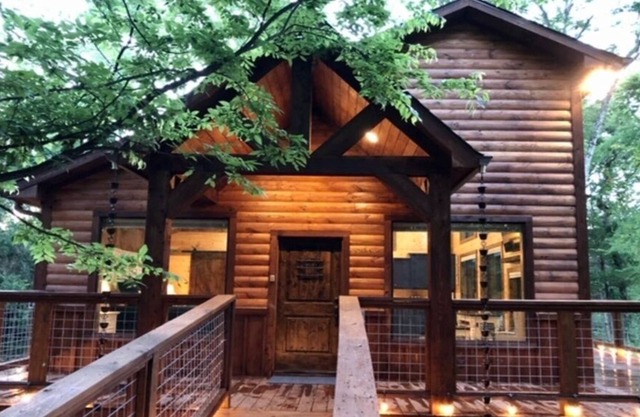 Southern Dream-Brand New Luxury Treehouse