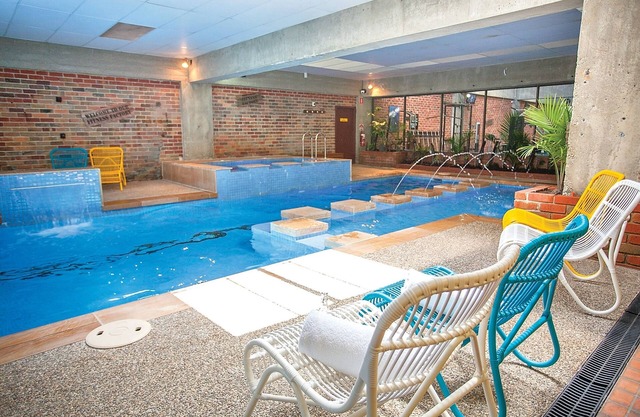 Sovereign Park Motor Inn