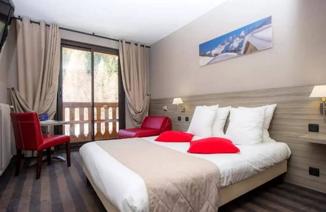 SOWELL Family The Shepherds* - Superior Double Armchair Bed Room