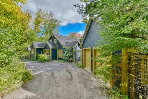 Spa & Lakefront - Chalet Huard