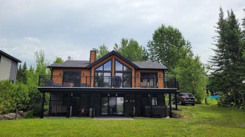 Spa & Nature Waterfront - Le Chalet Le Shack