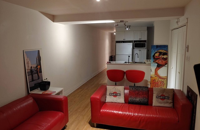Spacious 1 Bedroom Apartment in the Heart of the Mile End