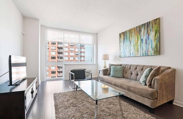Spacious 1BR | Full Kitchen | Jersey City by GLS