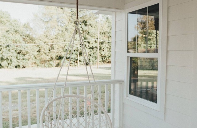 Spacious 2 Bdrm house in Cooper Young