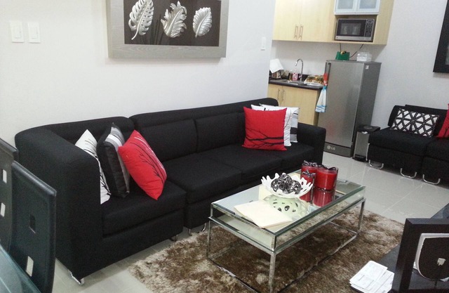 Spacious 2-BR Condo @ Grass, Quezon City