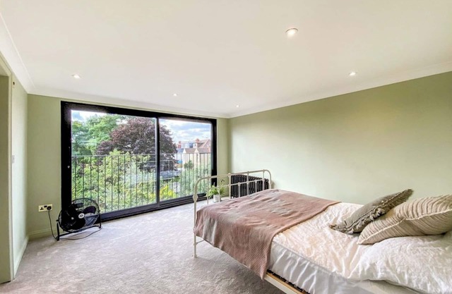 Spacious 3-Bedroom Family Home with Garden