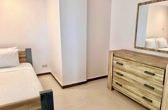 Spacious 3-bedroom apartment with AC, WiFi in fantastic Dar es Salaam