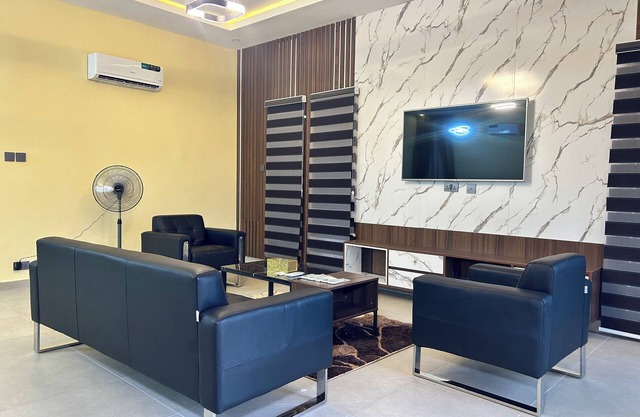 Spacious 3-bedroom apartment with AC and WiFi in vibrant Wuye Abuja